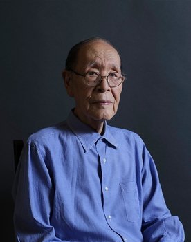 Shiguéhiko Hasumi as Self