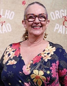 Rosane Gofman as Lenita