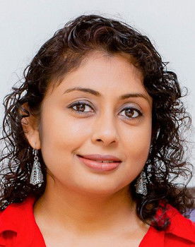 Ama Wijesekara as Lady 2