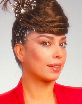 Selma Güneri as Selma