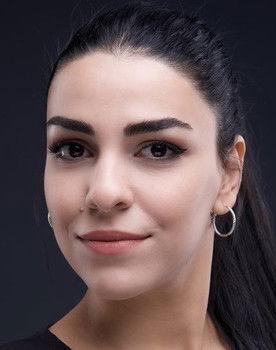 Gunay Pirizade as neighbor woman #4