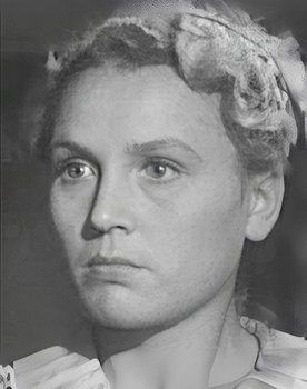 Aleksandra Macheret as 