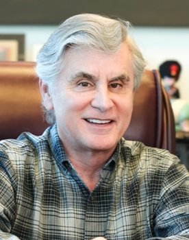 Norman Tipton as 