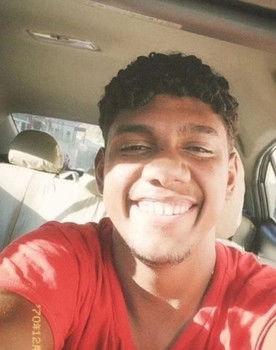 Jônatas Raterclifer as Fiel