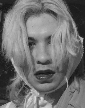 LRNZ as DIVINO LLANO