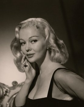 Marina Berti as Luisa