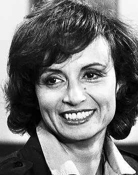 Joana Fomm as Maria Gabriela