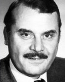 Stanislav Fesjunov as Sergei