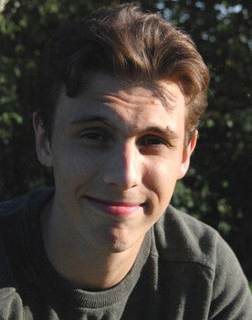 Max Jasper as Josh Martin