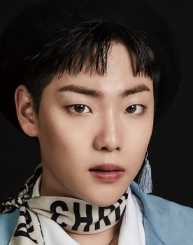 Lee Chang Yoon as Self - Contestant
