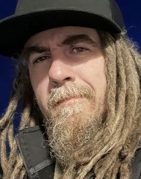 Carlo Harrietha as Barney