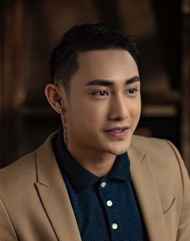 Tyron Bejay as Moe Lwin