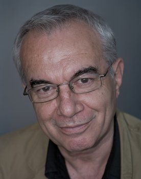 Şerif Gören as Berberdeki Adam