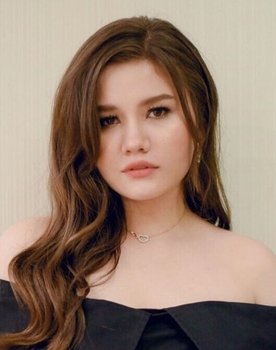 Samantha Melanie Coates as Ming