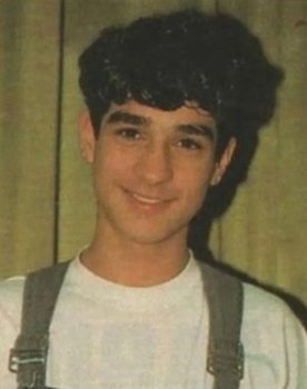Henrique Farias as Fernando Ramos Rocha (Nando)