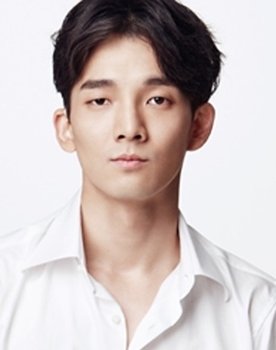 Lee Se-Wook as Ahn Kyung-hwan