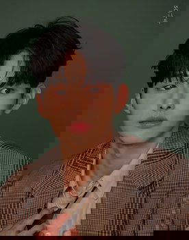 Lee Jung-sic as Kim Young-Tae