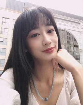 金晨 as 金老师 (Actor)