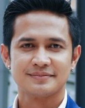 Keng Chatchawan Petchvisit as Sorn