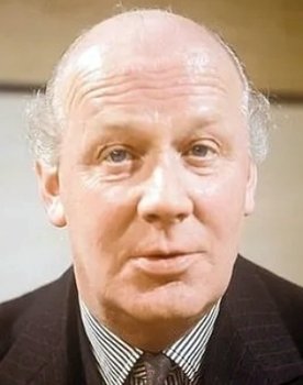 William Mervyn as Sir Edmund