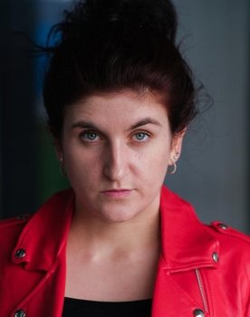 Lisa Grötsch as Verkäuferin Lieselotte