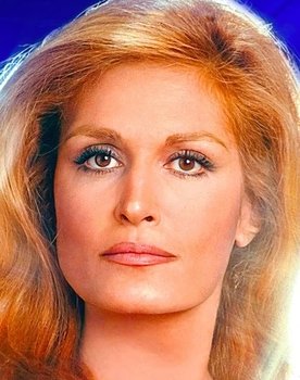 Dalida as Nurse Yolanda