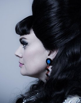 Tami Neilson as Self - Guest Artist