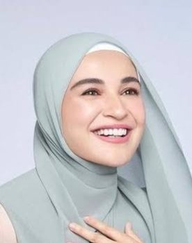 Shireen Sungkar