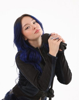 Zeynep Oktay as Self