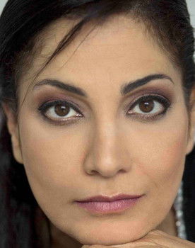 Shiva Gholamianzadeh as 