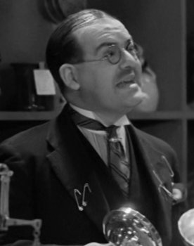 C. Denier Warren as Joseph Cotter (as Denier Warren)