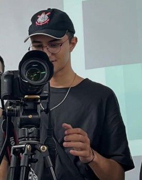 João Otávio Reis as Diego