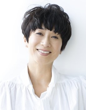 Kuroda Chieko as Miyoshi Seiko