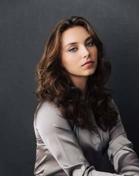 Georgia Morgan as Marion Henry