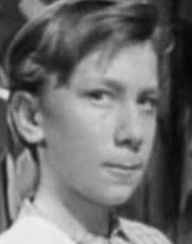 Yuriy Melentyev as Паша