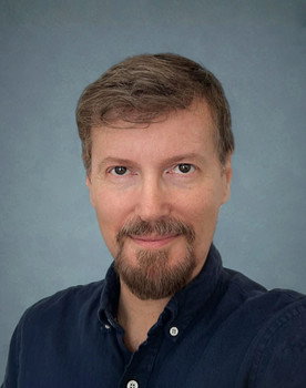 Kevin Patterson as Delta 2