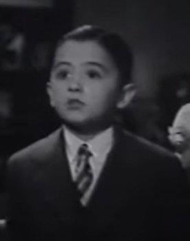 Edgardo Morilla as Carlos (1ra época) y Edu (2da época)