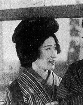 Yurie Hinatsu