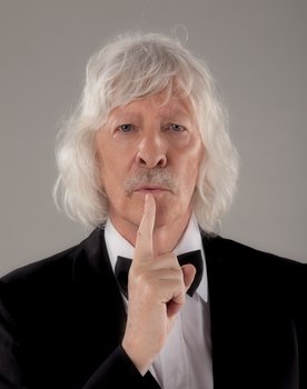 Carlos López Puccio as Él mismo