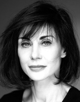 Véronique Delbourg as Claire