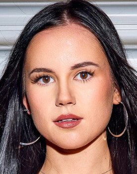 Iris Leon
