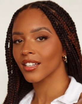 Arethajay McEwen as Mertha
