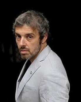 Uliks Fehmiu as Branko