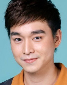 Gun Achirawich Saliwattana as Earng