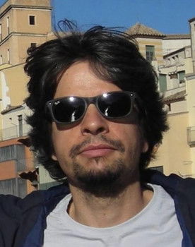 Damião Lopes as Sr. Osvaldo