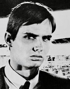 Schuyler Hayden as Lonnie Price