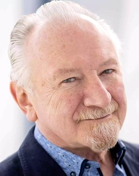 Dónal Lunny as Himself - Bouzouki