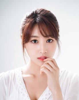 Gong Da-im as Girl In Van