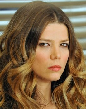 Juana Acosta as Karina
