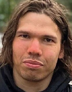 Sergey Avdeev as Робогозин